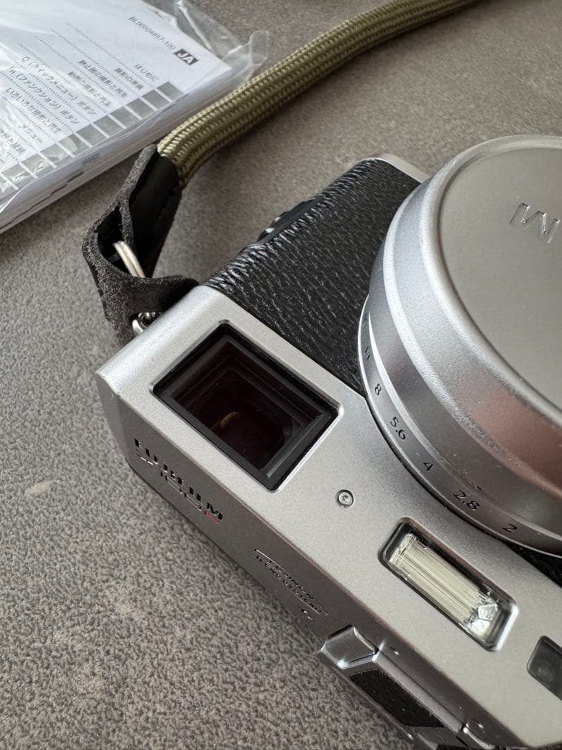 【シャッター9200回!】Fujifilm X100F シルバー おまけ付