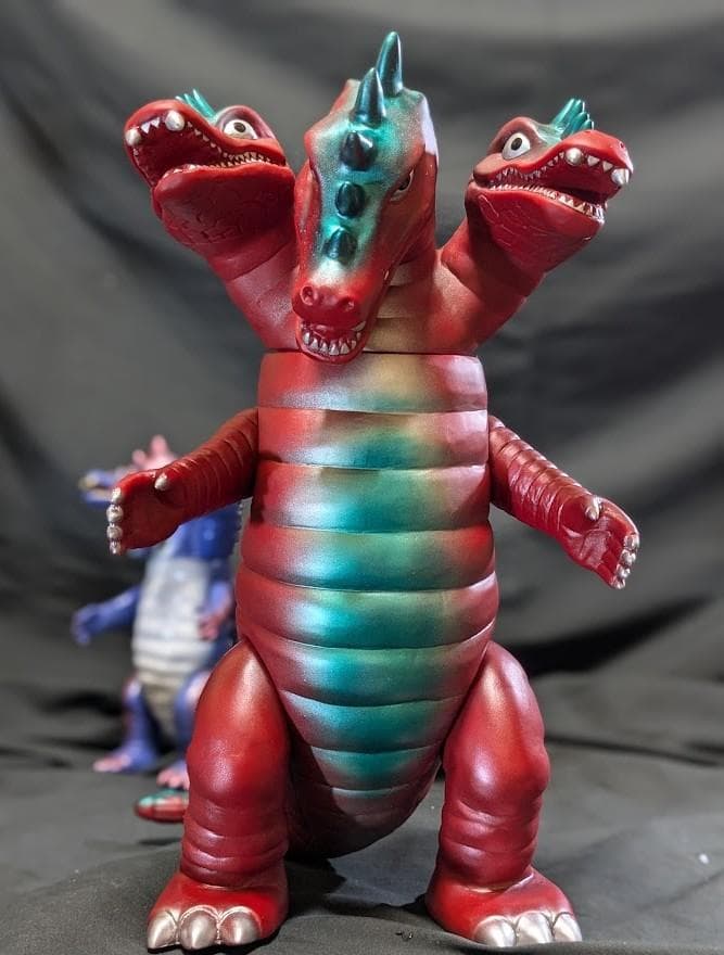 ジャイアント＆スタンダード　三つ首竜「スペクトルマン」（マスダヤ復刻）２体セット