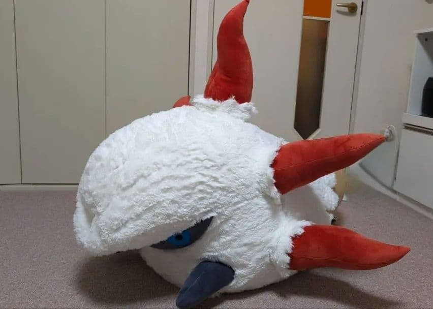 【お値下げ中】ぬいぐるみ等身大メラルバ　ポケセンオリジナル　受注生産　完全未開封