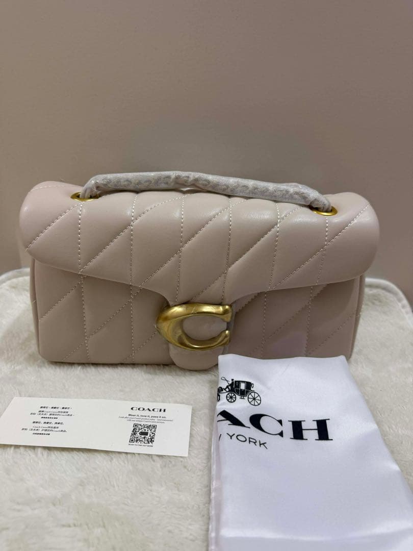バッグ Coach Tabby Quilted 26cm