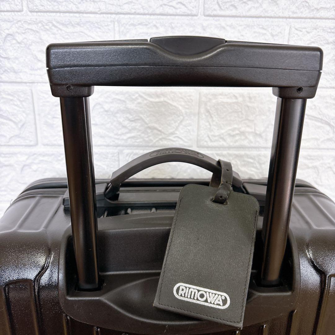 超美品　リモワ サルサ 機内持ち込み キャビントローリー 32L 2輪 ブラック