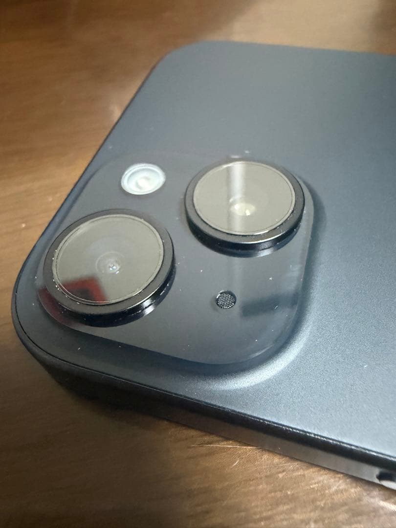 SIMフリー iPhone15 海外版 デュアルSIMカード仕様