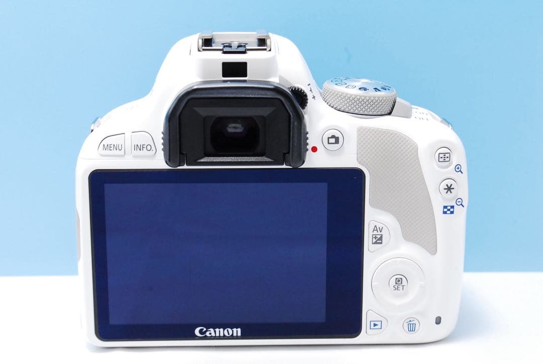 【ショット数極僅】Canon Kiss X7 ホワイト 希少色 スマホ転送◎