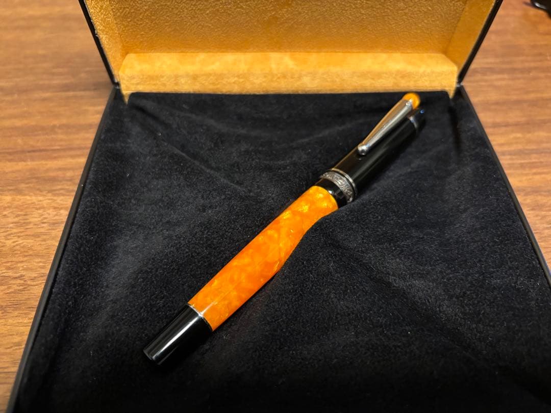 デルタ ウェイ ドルチェビータ　DELTA We 万年筆