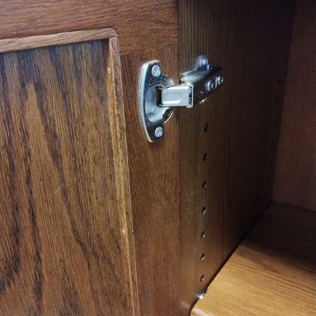 1970年代　木製ブラウンキャビネット 2扉　オ―ダ―品　オ―クランド 中古美