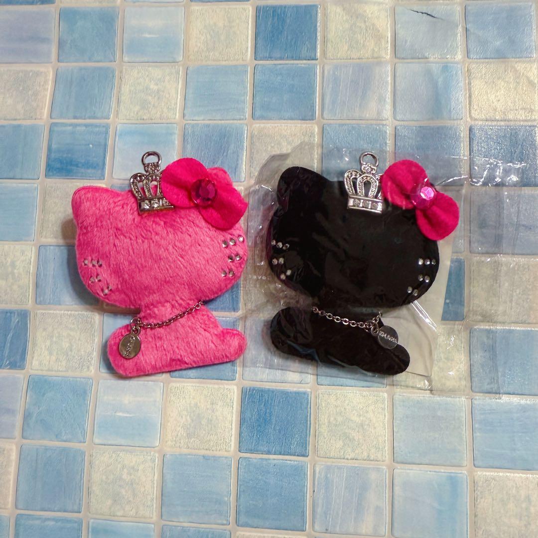 サンリオ　ハローキティ　クラウンピンバッジ　2点セット 激レア　KI・LA・RA