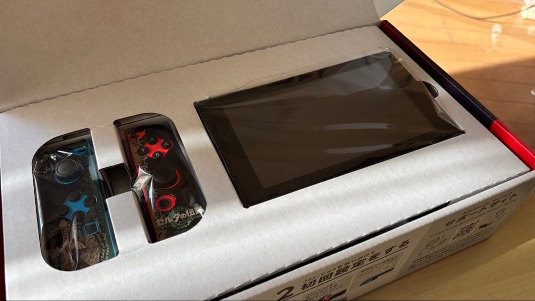 美品　NintendoSwitch 本体+付属品＋SDカード+ケース