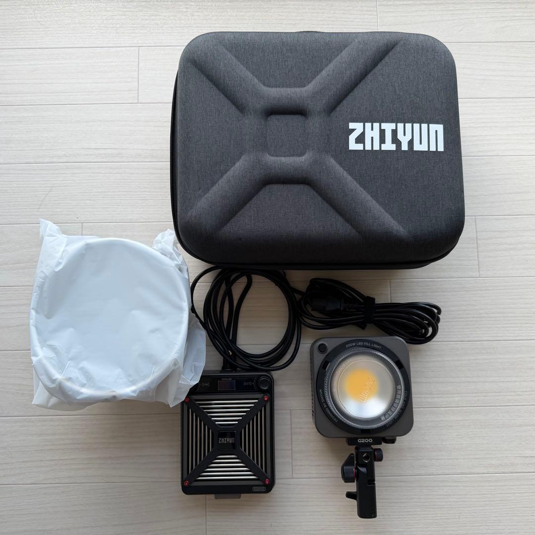 ビデオカメラ ZHIYUN MOLUS G200