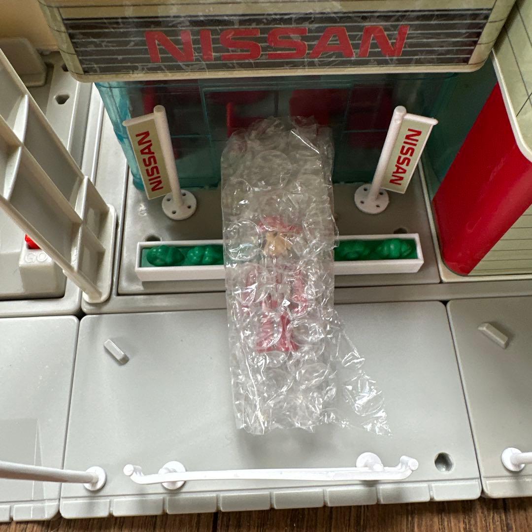 トミカタウン日産ショップ