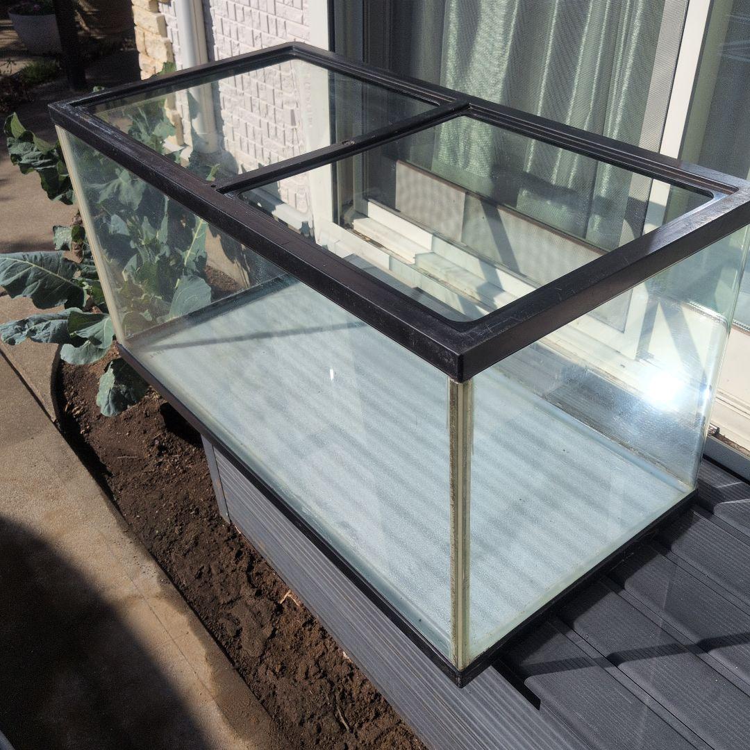 埼玉引き取り限定！Progre ガラス水槽 90cm