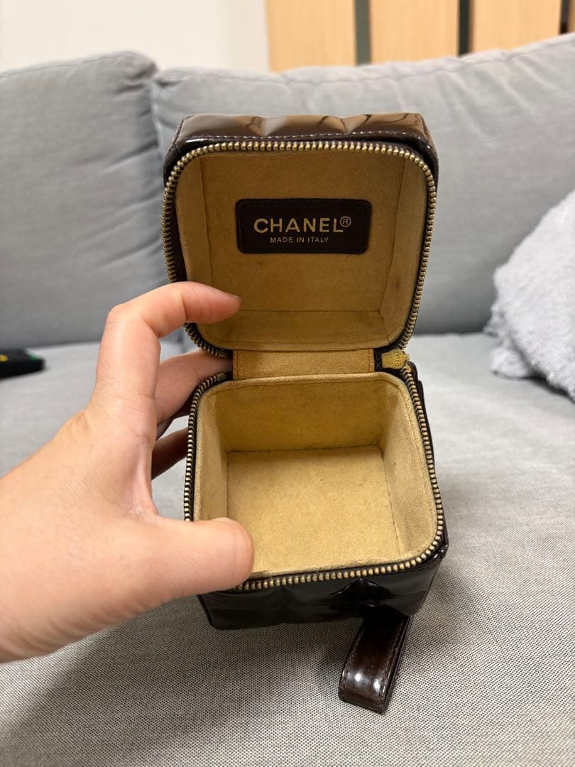 CHANEL ブラウン パーティーバッグ　エナメル　レア