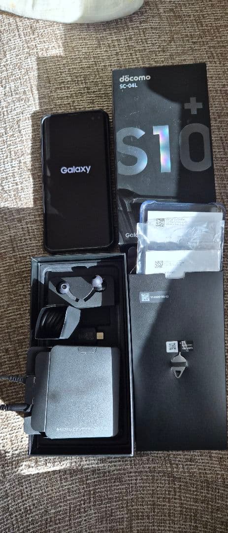 専用　Samsung Galaxy S10+ SC-04L ブラック 付属品付き