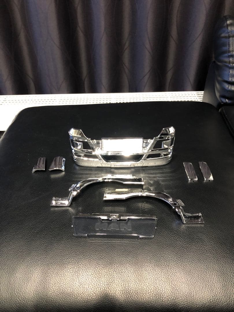 タミヤ 1/14 トレーラーヘッド MAN TGX 26.540 6×4 XLX