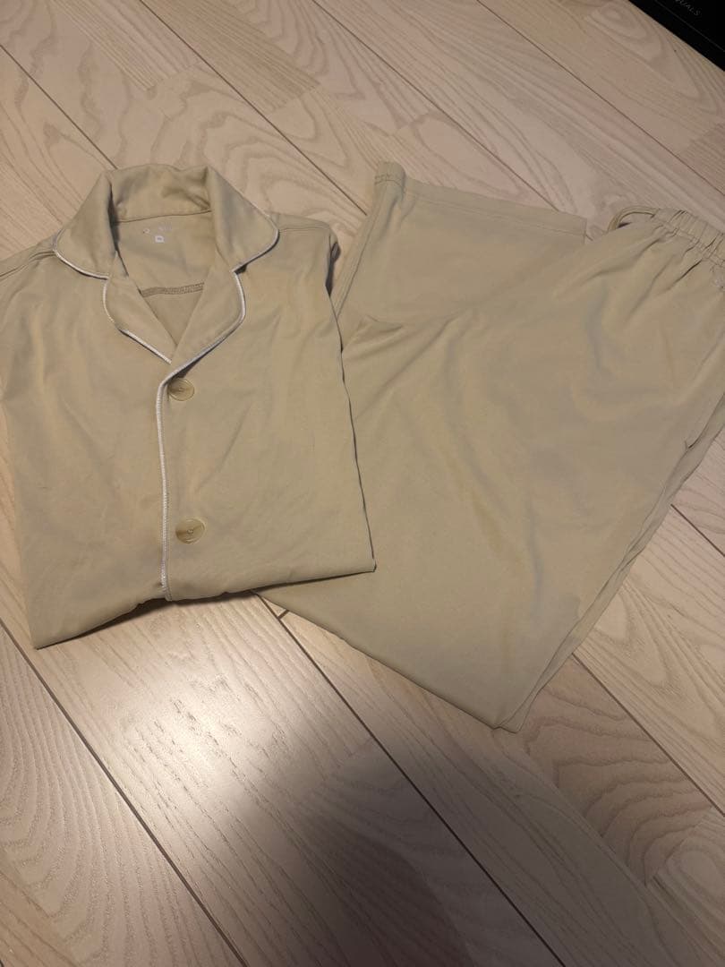 TENTIAL BAKUNEパジャマ