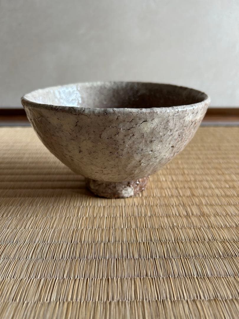 兼田佳炎　萩茶盌