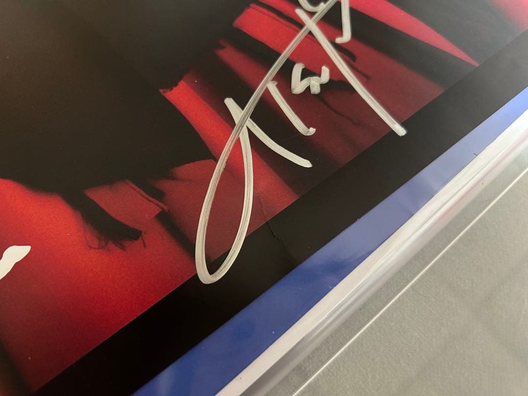 BiSH OUT of the BLUE サイン入りポスター