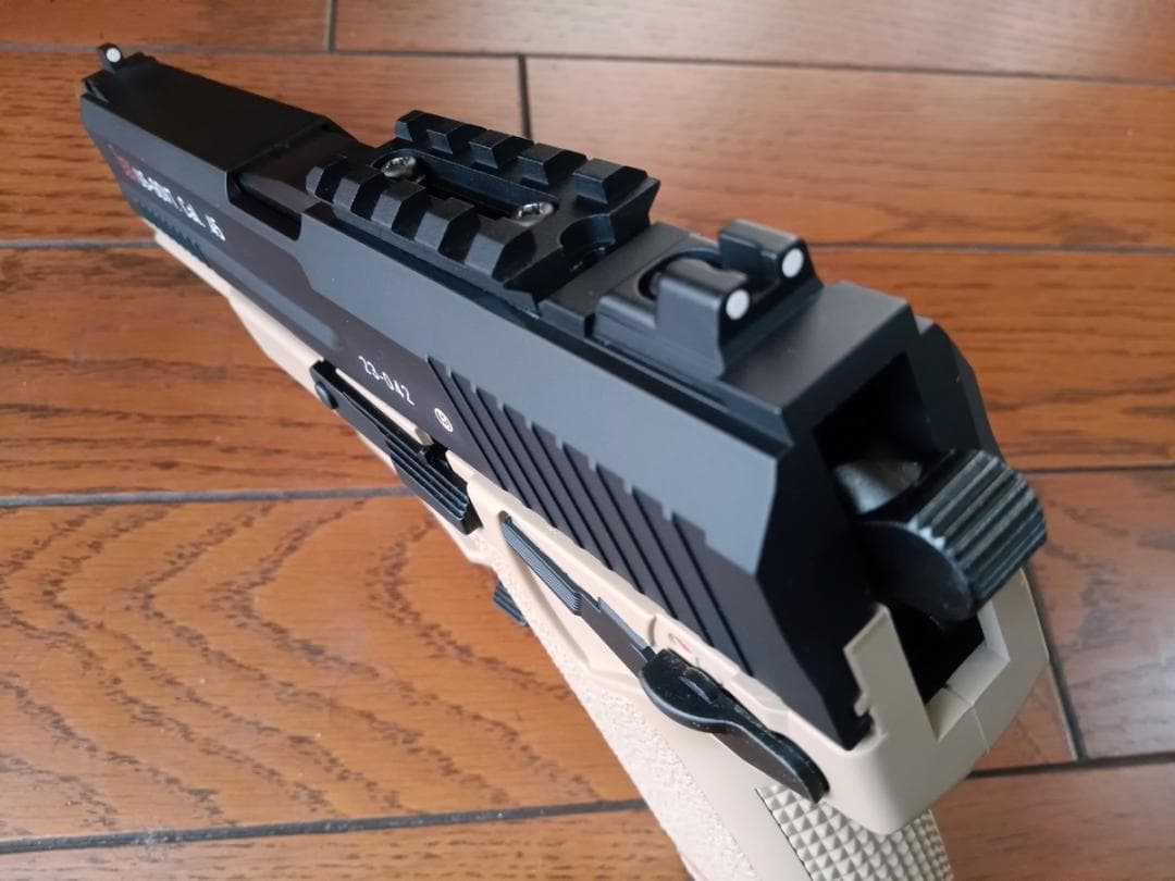 SOCOM Mk23 カスタム （ マルイ ソーコム ガスガン ）