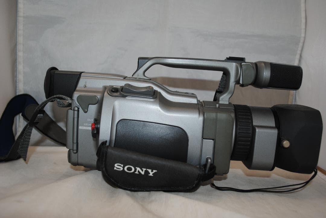 [1492] SONY デジタルビデオカメラ DCR-VX1000 ジャンク品