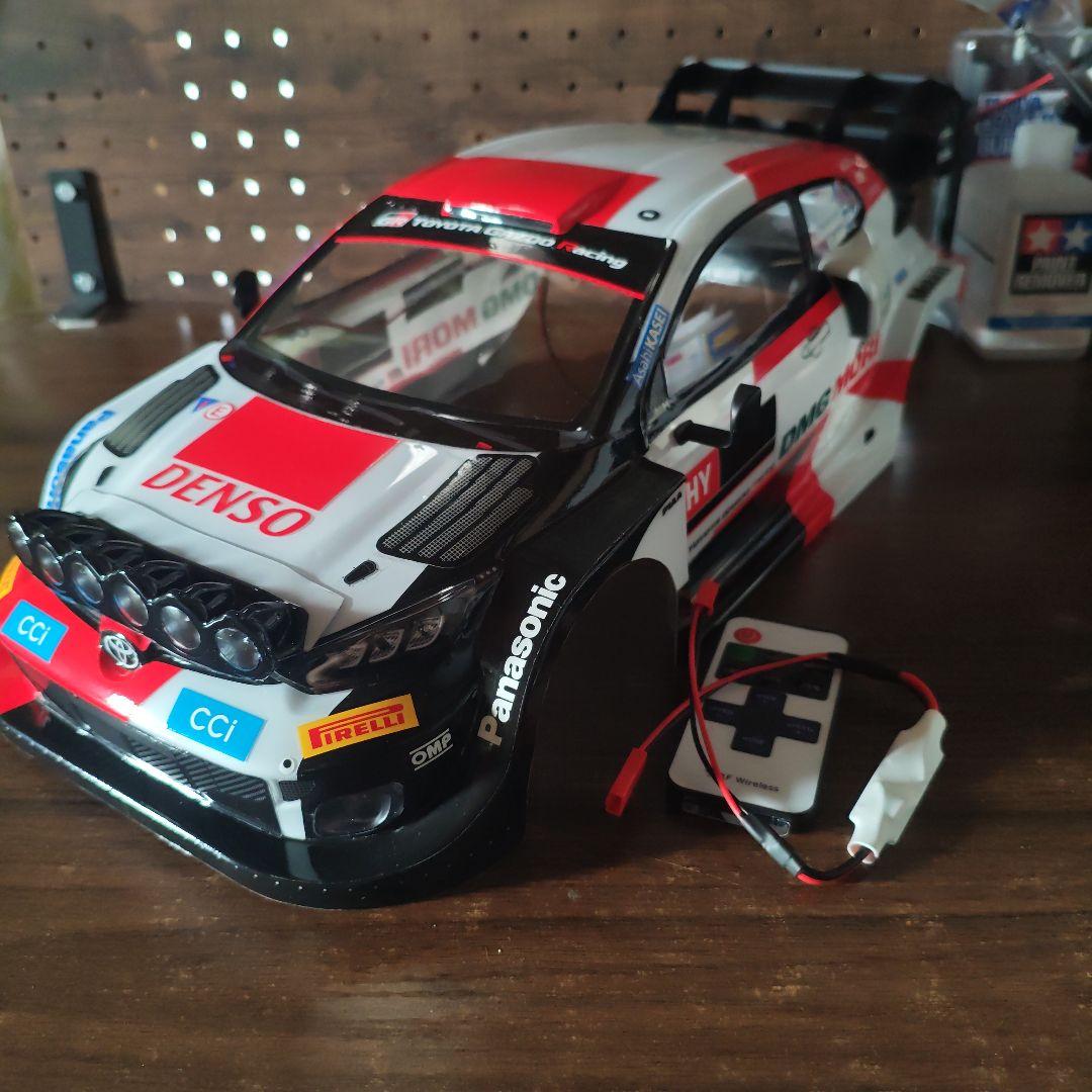 タミヤ　ヤリス　ハイブリッド　ボディ