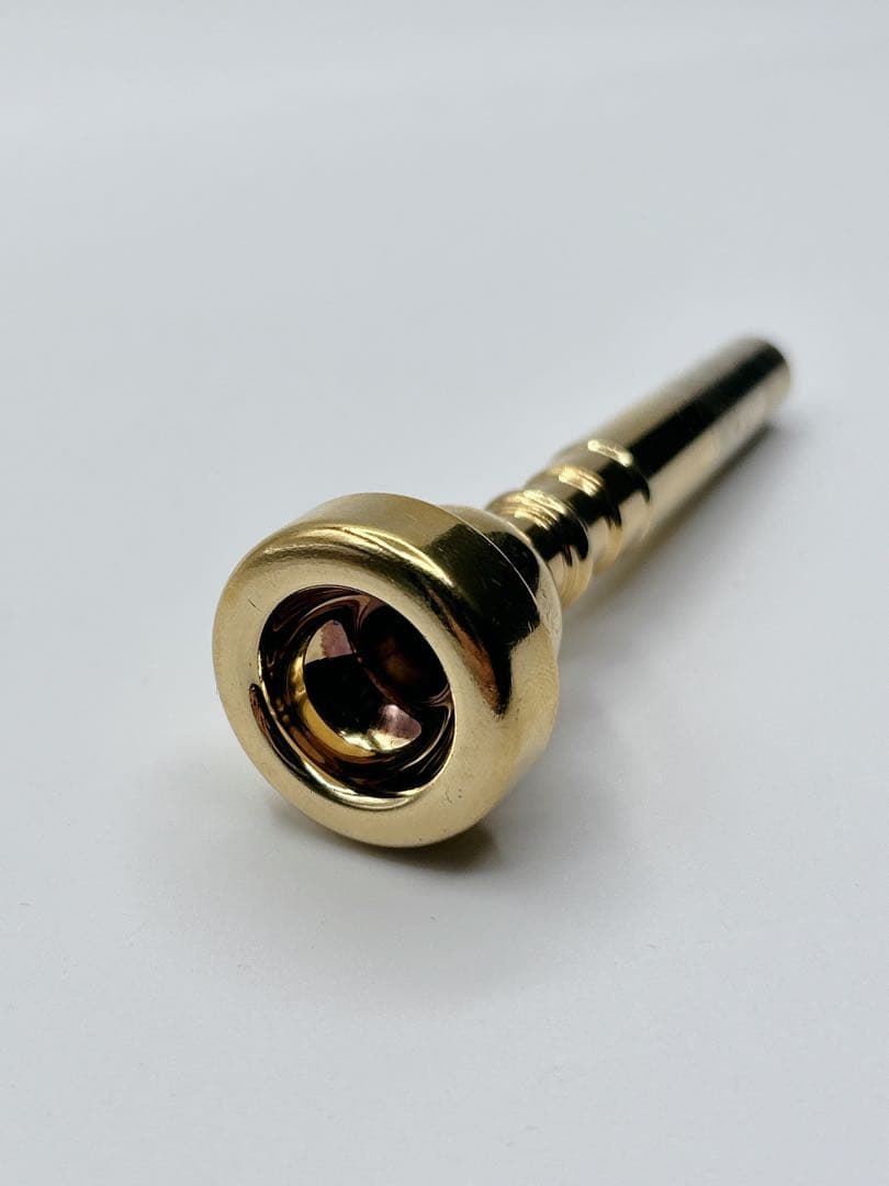 Easter トランペット美品＋Bach 1C 金メッキマウスピース付