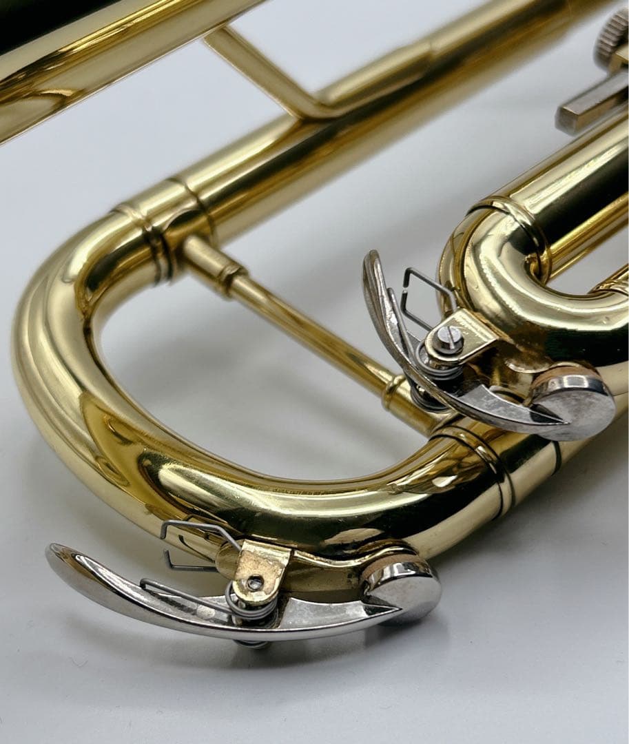 Easter トランペット美品＋Bach 1C 金メッキマウスピース付