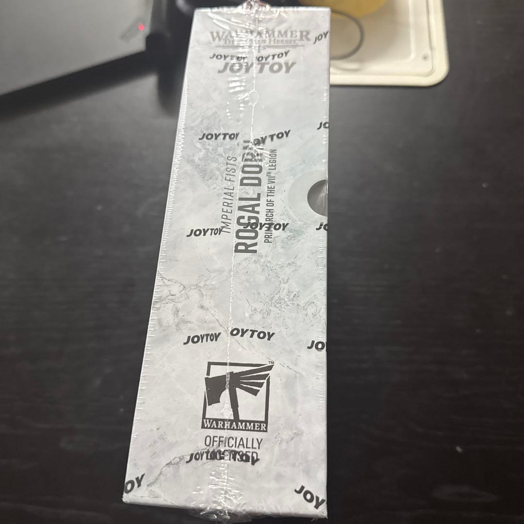 JOYTOY ウォーハンマー40K ROGAL DORNフィギュア