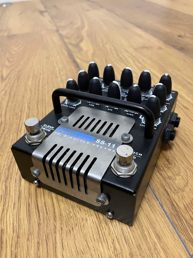 AMT SS-11 チューブギタープリアンプ