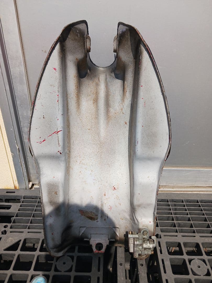 GSX250E　GSX400E　GSX450E　ザリ燃料タンク