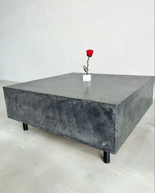 モールテックス オーダーローテーブル作成 ソファ コンクリ家具