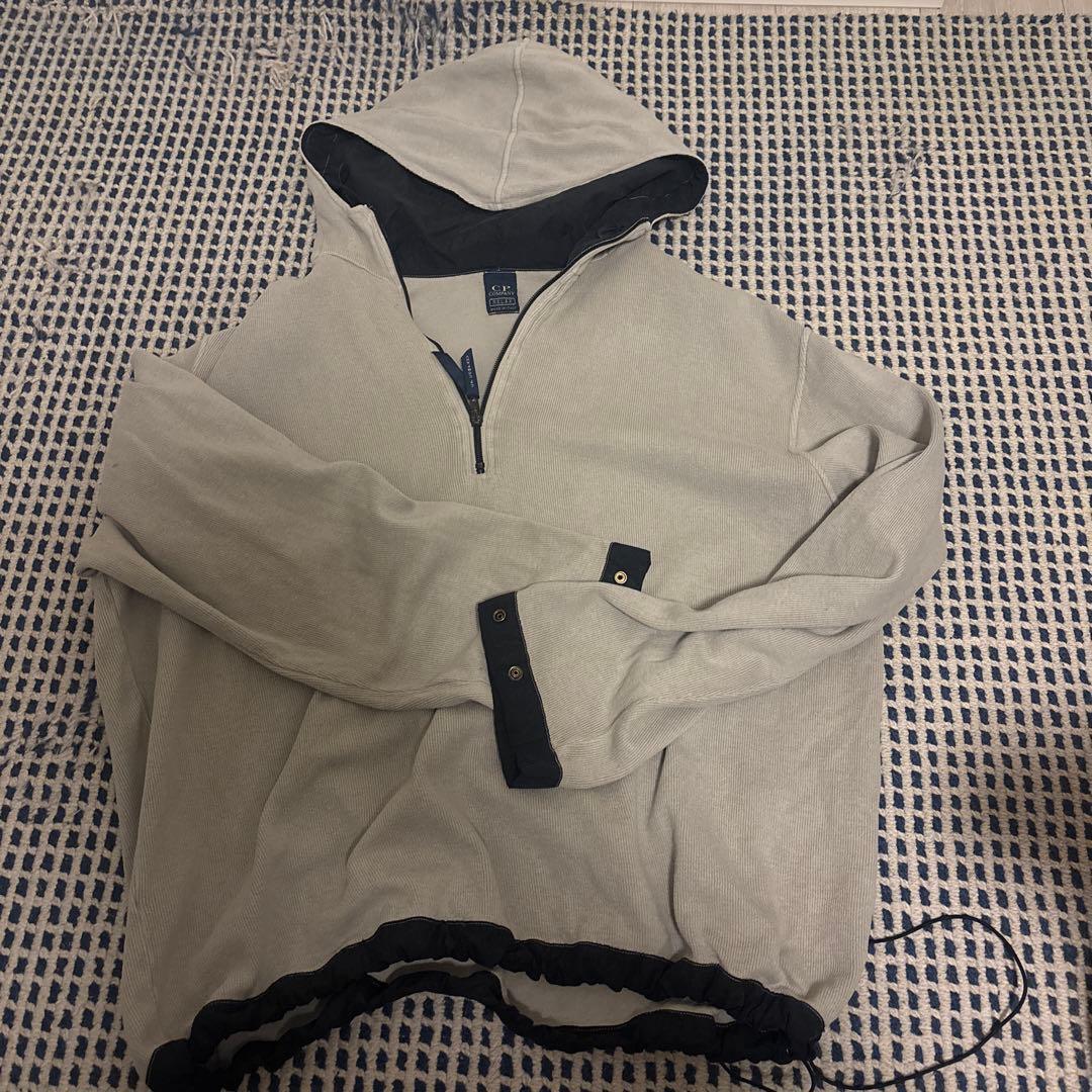 C.P. COMPANY ハーフジップリラックスパーカー