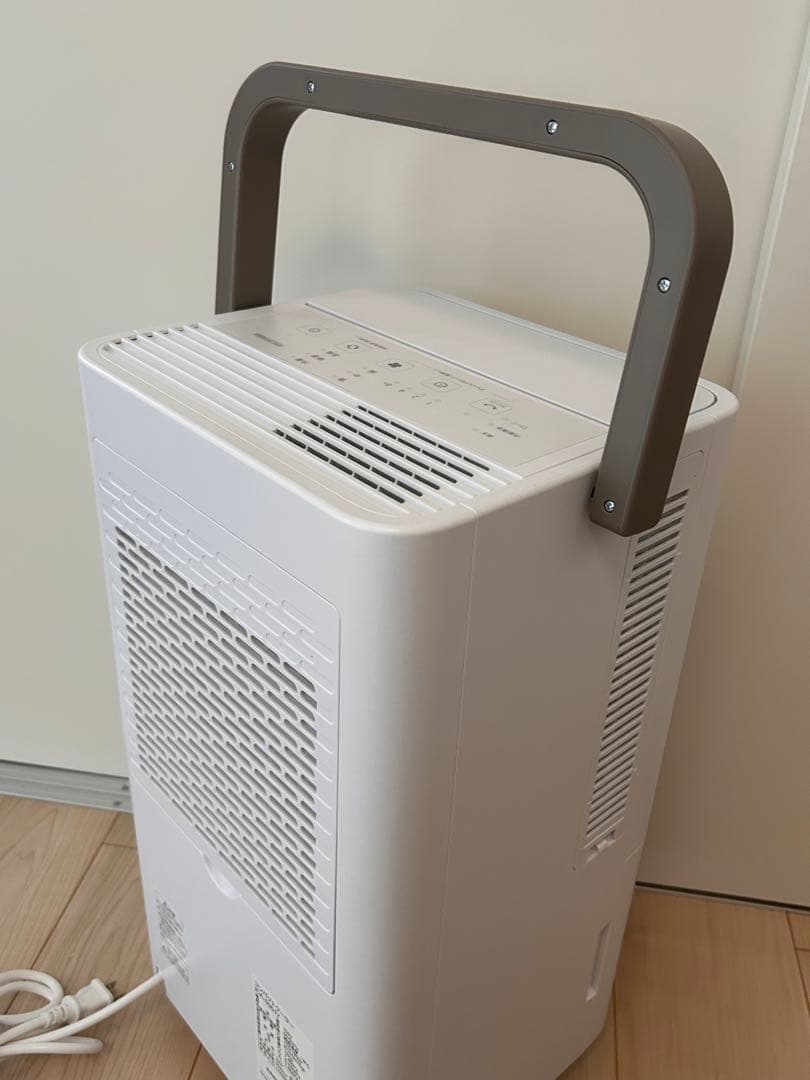 アイリスオーヤマ コンパクトクーラー ICA-0301Y 2025モデル