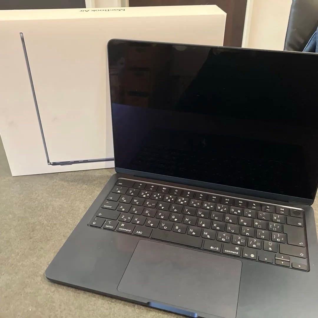 【最終値下げ】MacBook Air 256GB M3チップ13インチ　本体