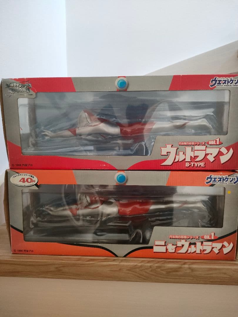 ウルトラマン 40周年記念モデル