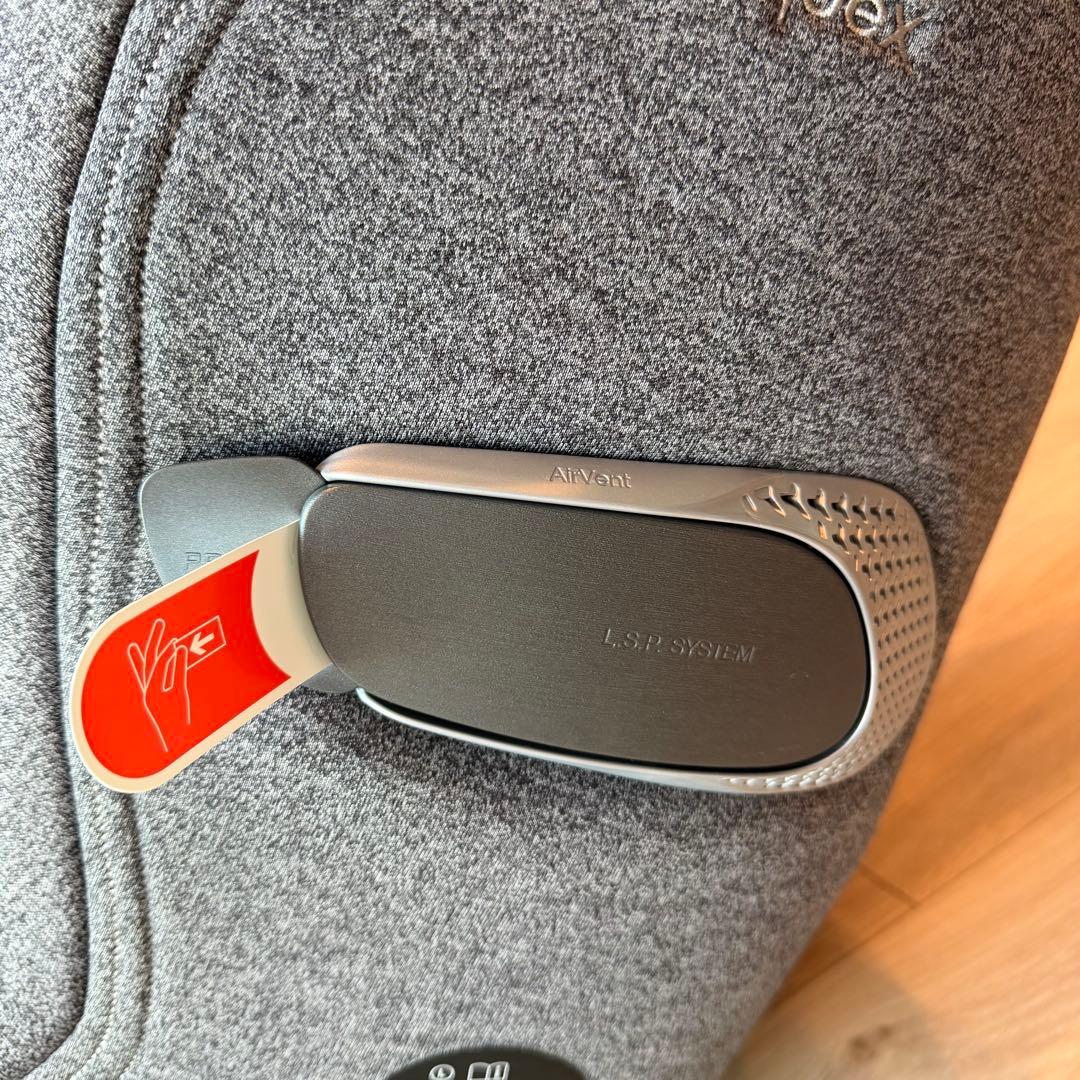 cybex SIRONA T i-Size チャイルドシート