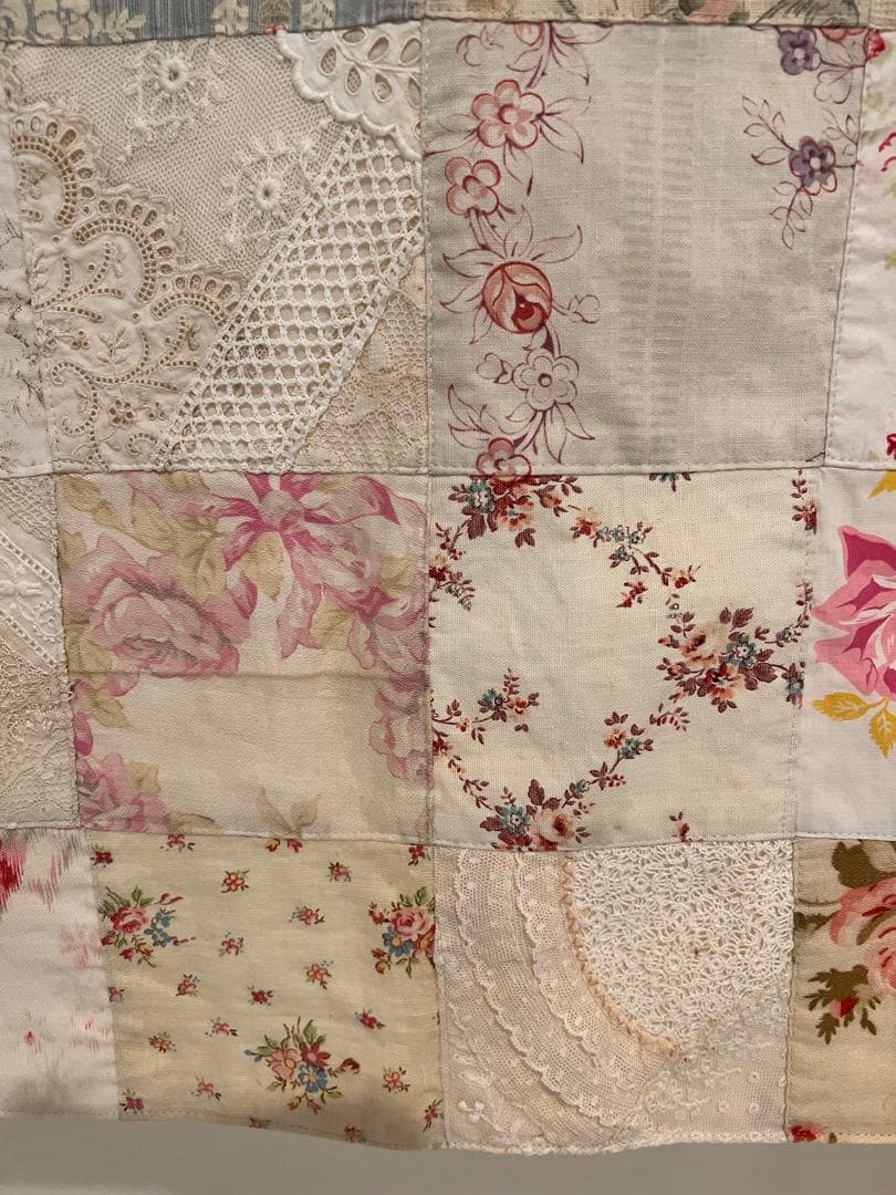 アンティークレース生地のクロス