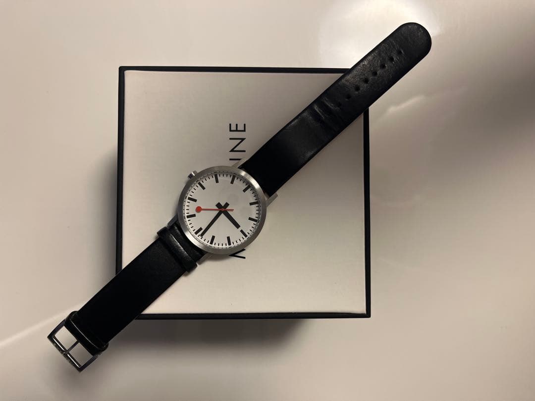 MONDAINE モンディーン　ラバーベルト　腕時計　　　ウォッチ