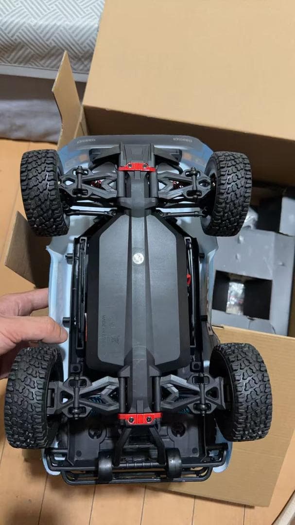 ラジコンカー 40km/h 35CM 四輪駆動 ラジコン オフロード 高速車 青