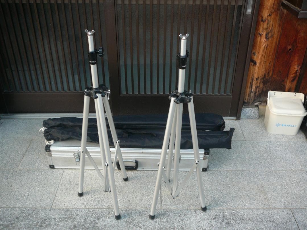 ハ*0様 UNI-PEX　アルミケース 　スピーカースタンド 2本　セット