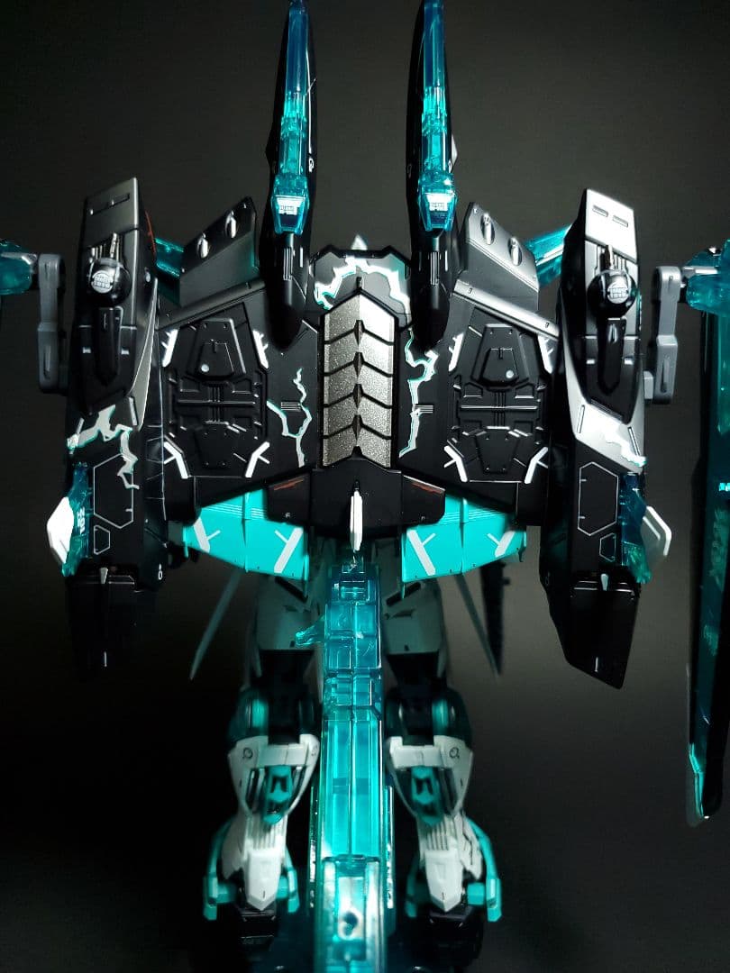 MGガンプラ ジャスティスガンダム 全塗装 クロスコントラスト　初音ミクカラー