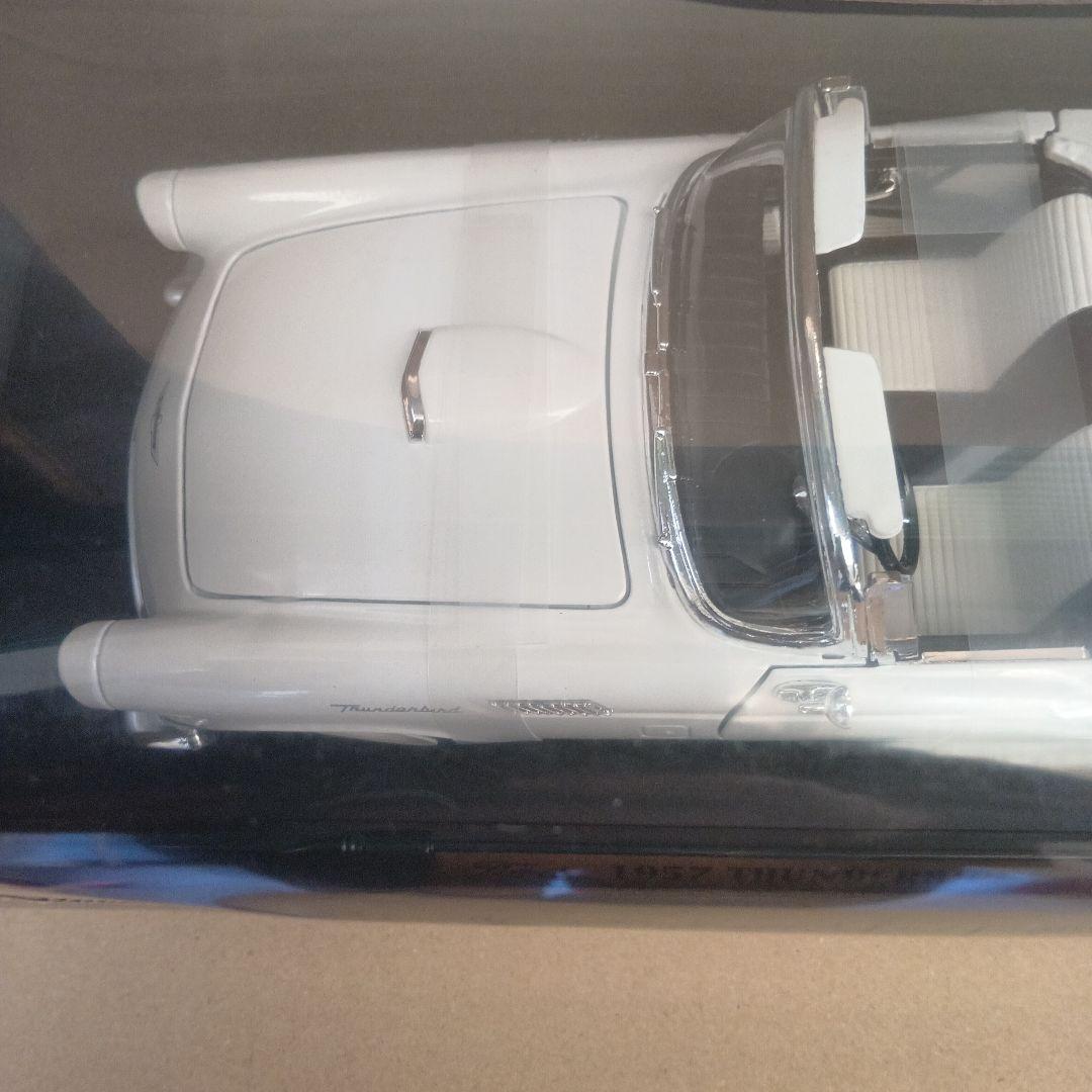 【希少】ヤトミン 1/18 フォード サンダーバード 1957 白　ミニカー