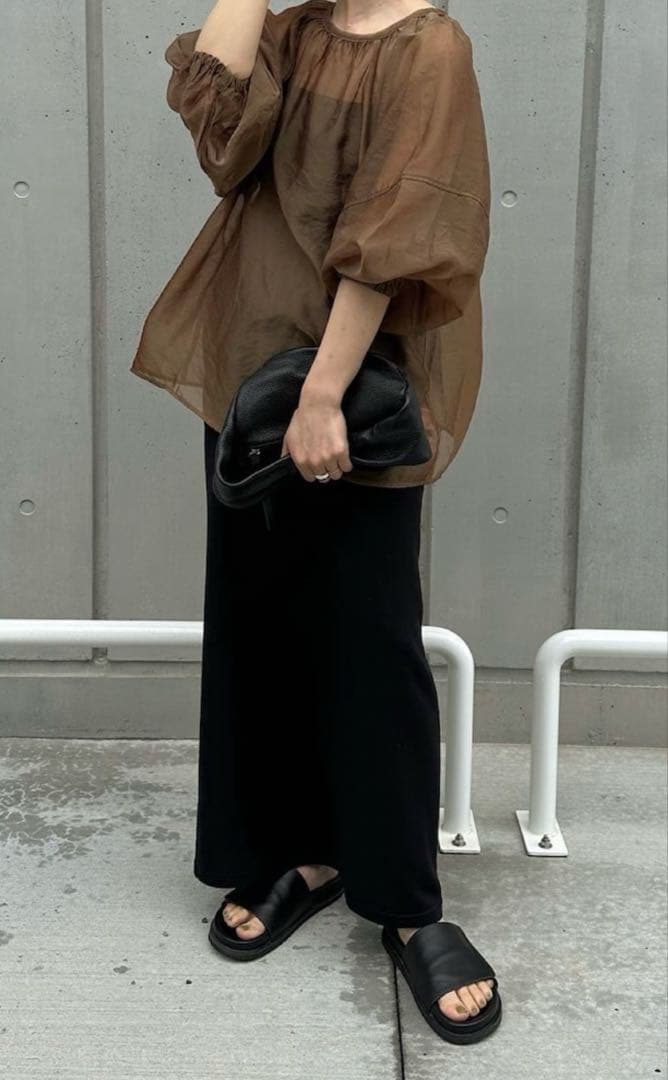 美品　トゥデイフル レザーラップバッグ【Todayful】　ブラック