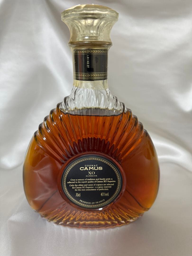 カミュ　XO 700ml 40度