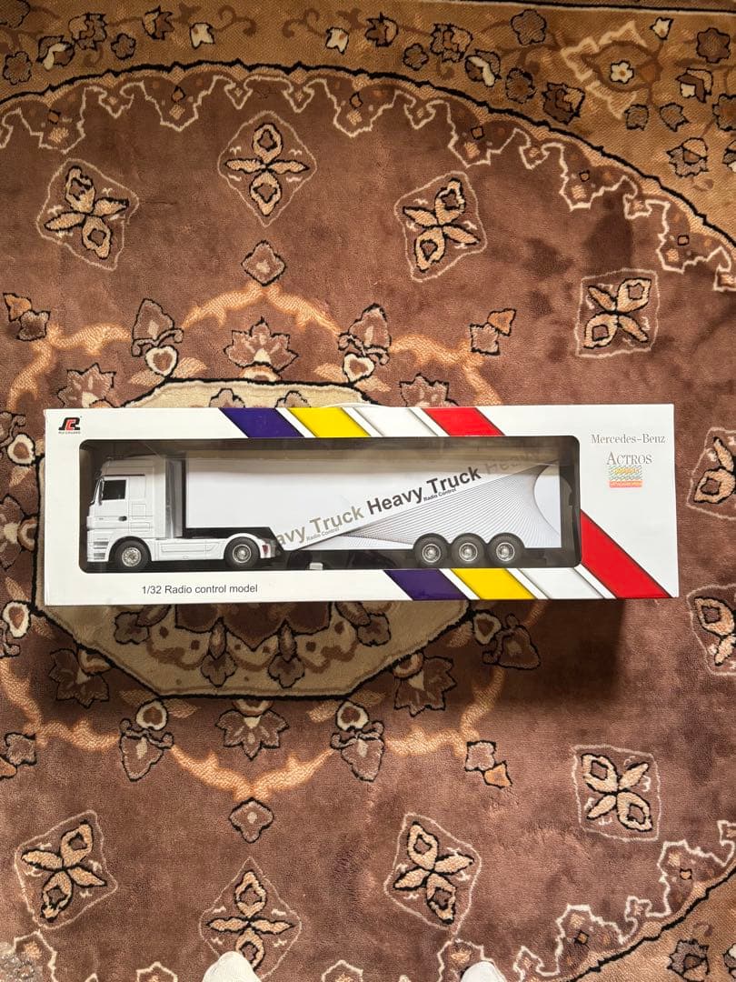 メルセデス ベンツ アクトロス トレーラー ラジコン 1/32
