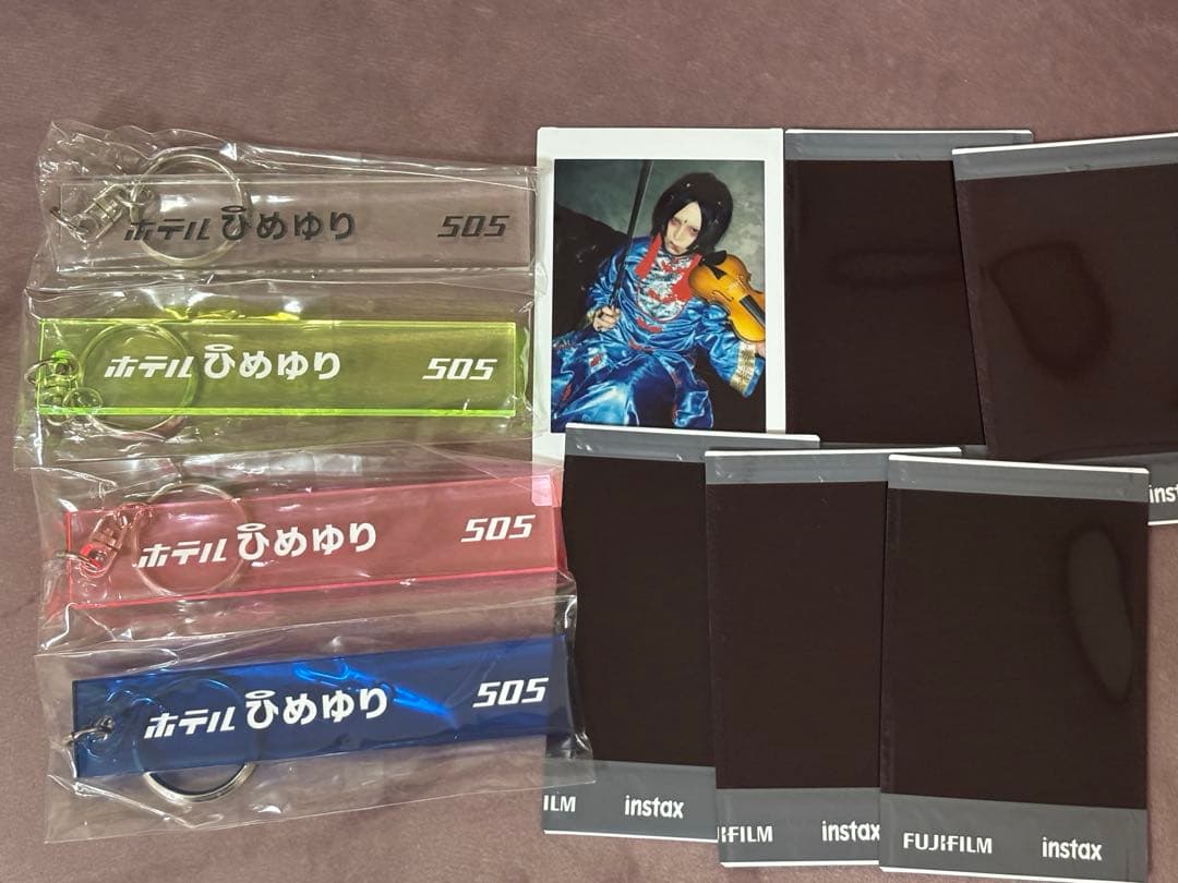 ひめゆり倶楽部。ホテルキーホルダー＋チェキセット