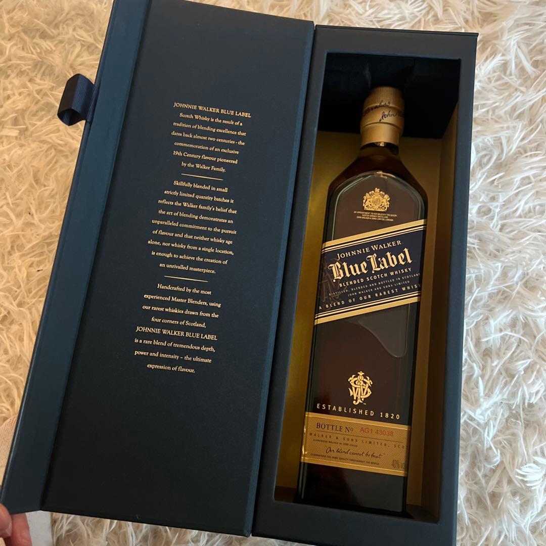 ジョニーウォーカー ブルーラベル 750ml