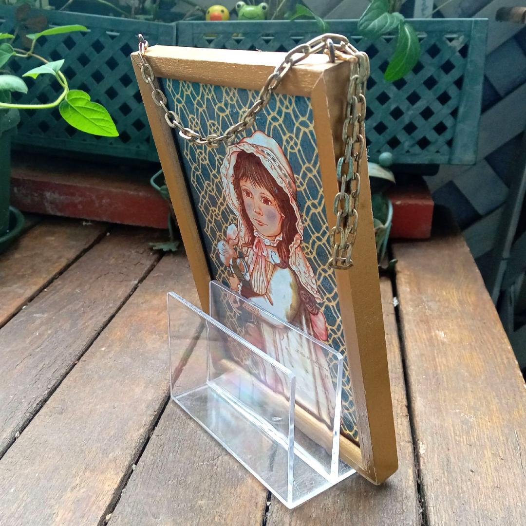 ジャン・ハガラ ステンドグラス 少女とお人形 ブルック グラスマスターズ社