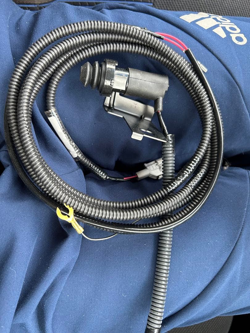 ダイハツ純正エンジンスターター