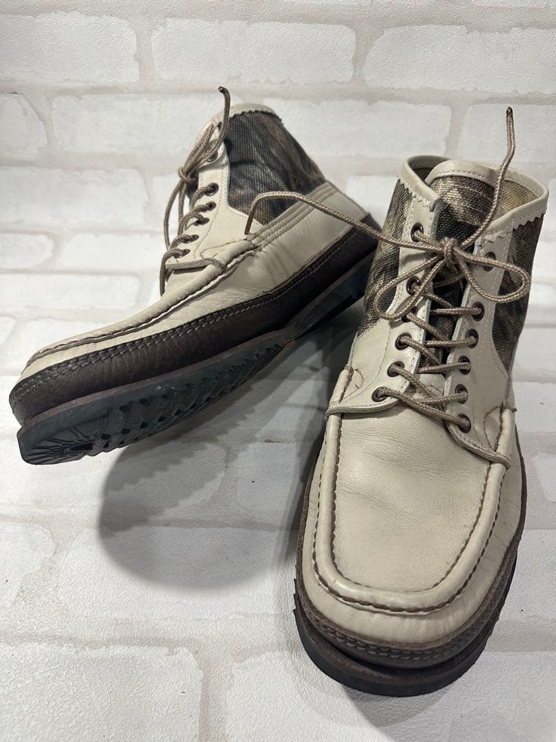 ラッセルモカシン　モカシンブーツ　珍しいリアルツリー生地とのコンビ