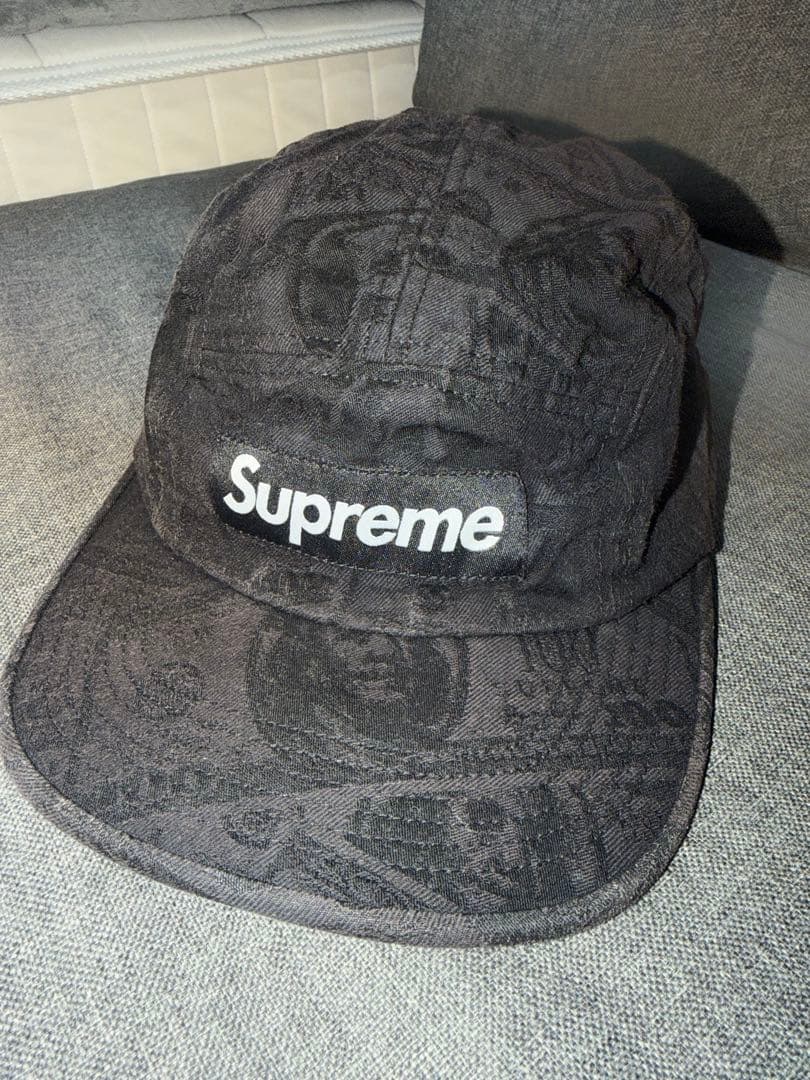 モモカ様supreme ブラックロゴキャンプキャップ