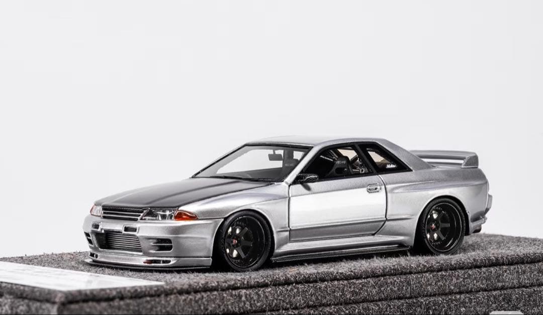 The laboratory 1/64 R32 ガレージアクティブ　シルバー